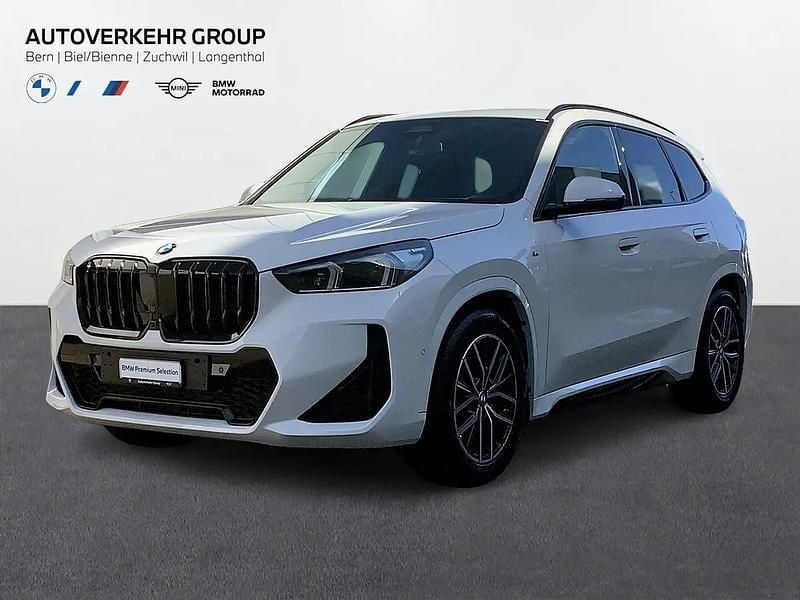 Weiss Gebraucht 2025 BMW X1 M Sport SUV | CHF 48’850 (Teuer) - Bild 1/4