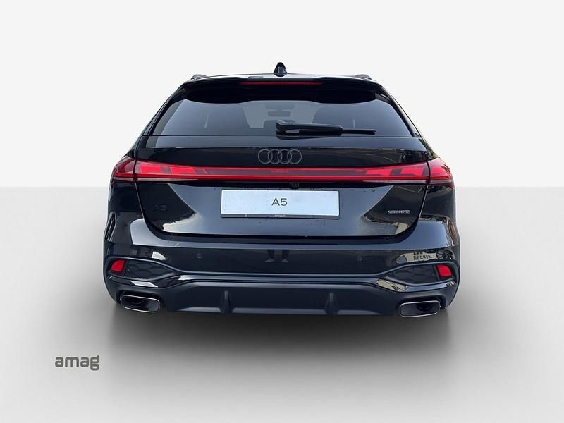 Gebraucht Audi A5 Ambiente 367 PS (269 kW) 2025 Mythosschwarz metallic Kombi