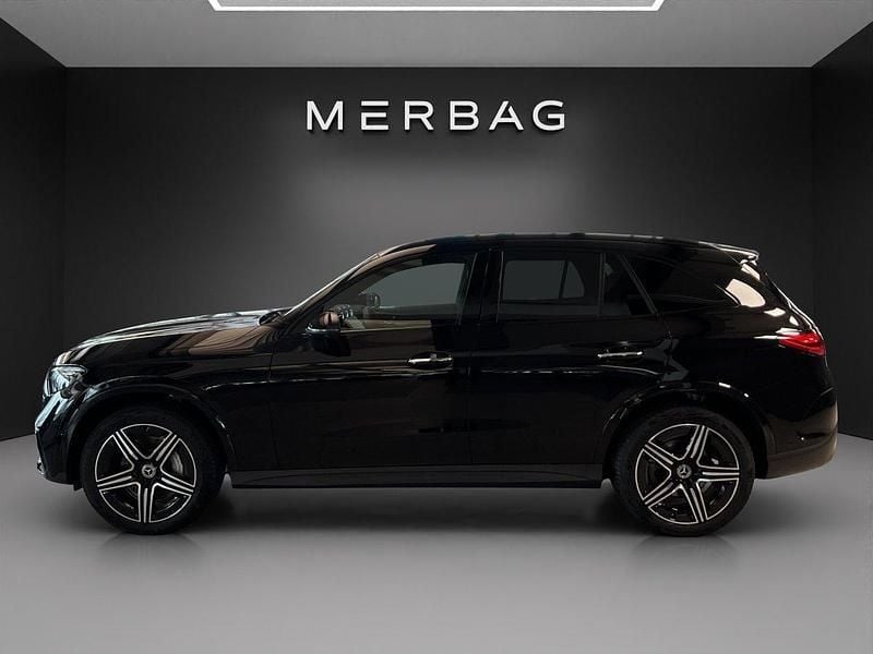 Gebraucht Mercedes GLC300e AMG line 269 PS (197 kW) 2025 SUV
