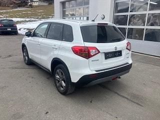 Gebraucht Suzuki Vitara 120 PS (88 kW) 2016 SUV