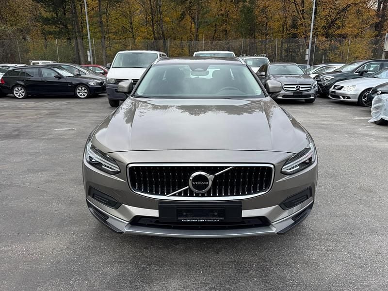 Gebraucht Volvo V90 CC 235 PS (172 kW) 2021 Kombi