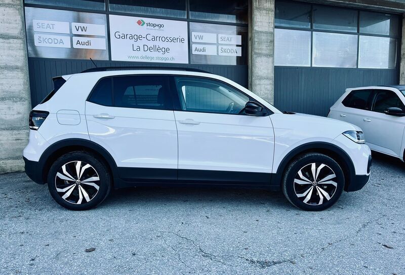 Gebraucht VW T-Cross Life 110 PS (80 kW) 2023 SUV