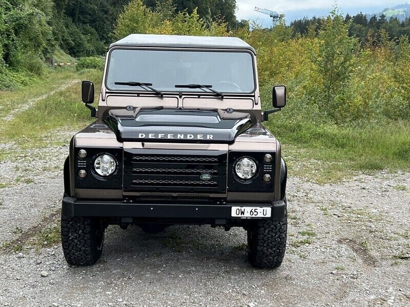 Gebraucht 2008 Land Rover Defender SUV | CHF 68’000 - Bild 1/4