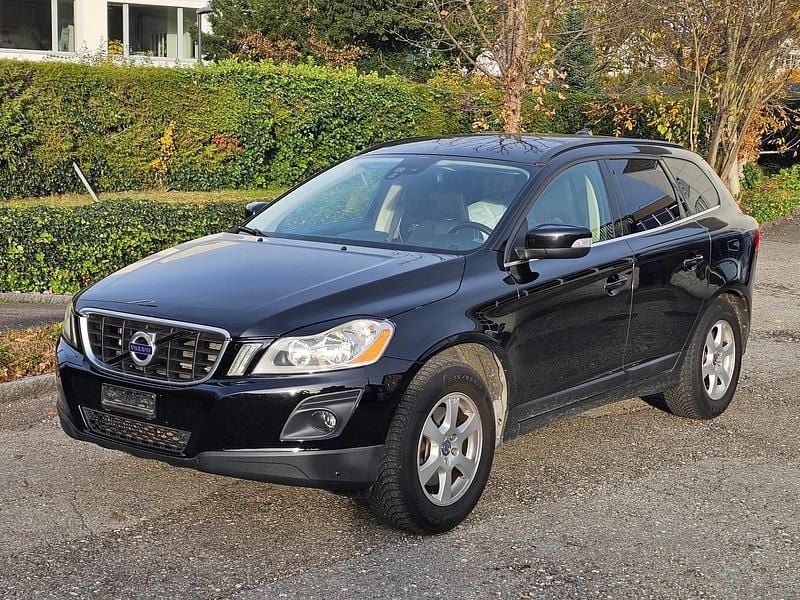 Gebraucht 2010 Volvo XC60 SUV | CHF 3’900 - Bild 1/4