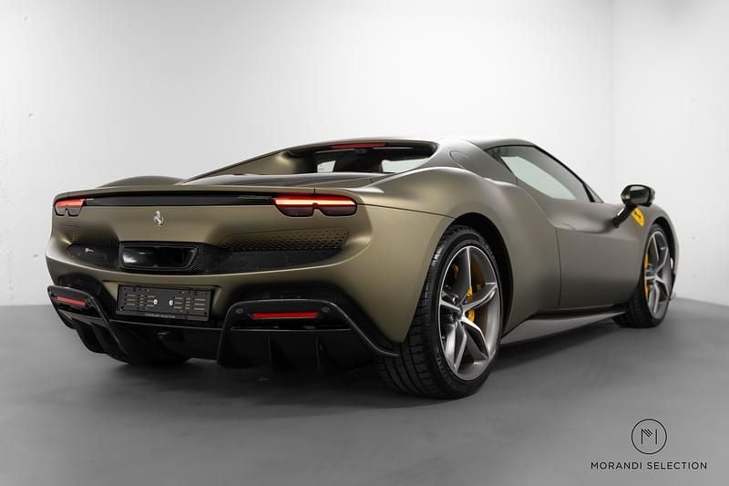 Neu Ferrari 296 830 PS (610 kW) 2025