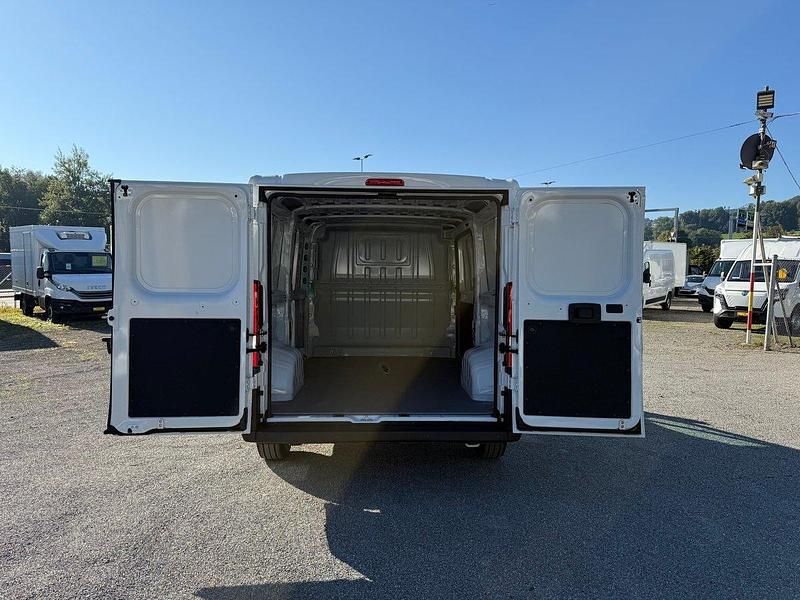 Neu Citroën Jumper 120 PS (88 kW) 2025 Van / Kleinbus