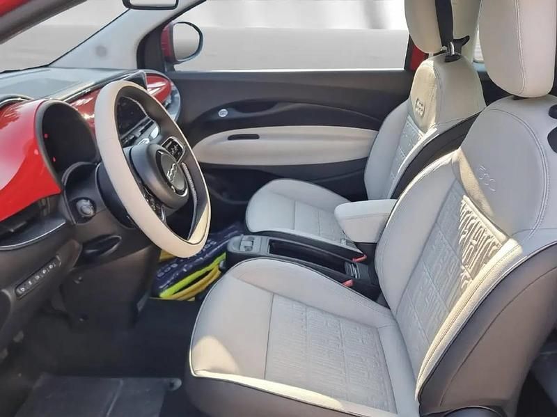 Neu Fiat 500e La Prima 86 kW (118 PS) 2026 Rot Limousine