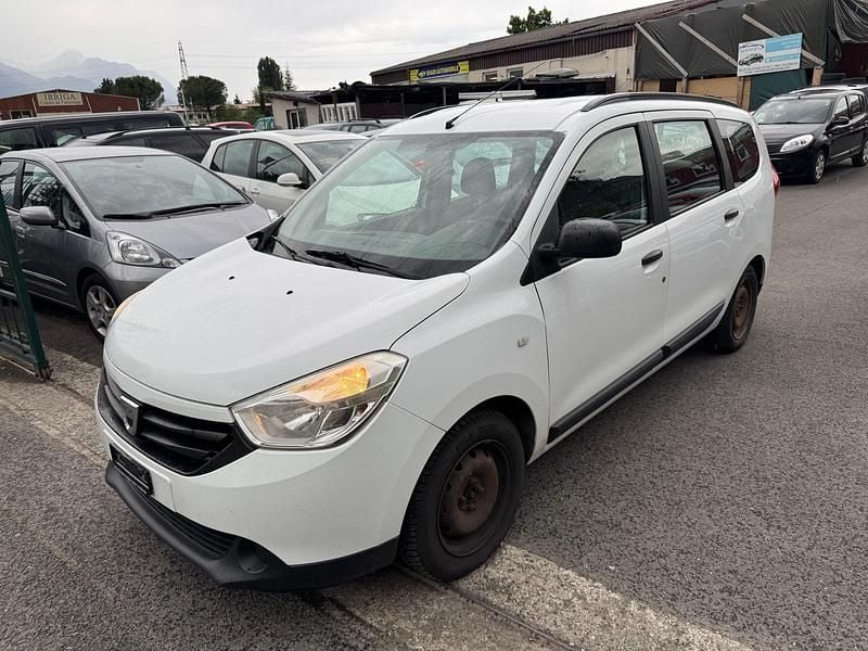 Gebraucht 2013 Dacia Lodgy Lauréate Van / Kleinbus | CHF 2’500 (Fairer Preis) - Bild 1/4
