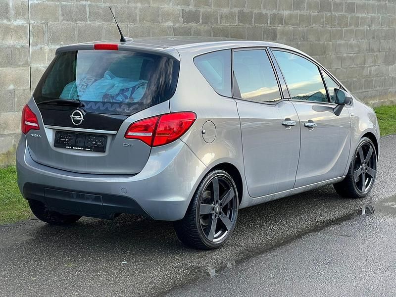 Gebraucht Opel Meriva Enjoy 100 PS (73 kW) 2011 Van / Kleinbus