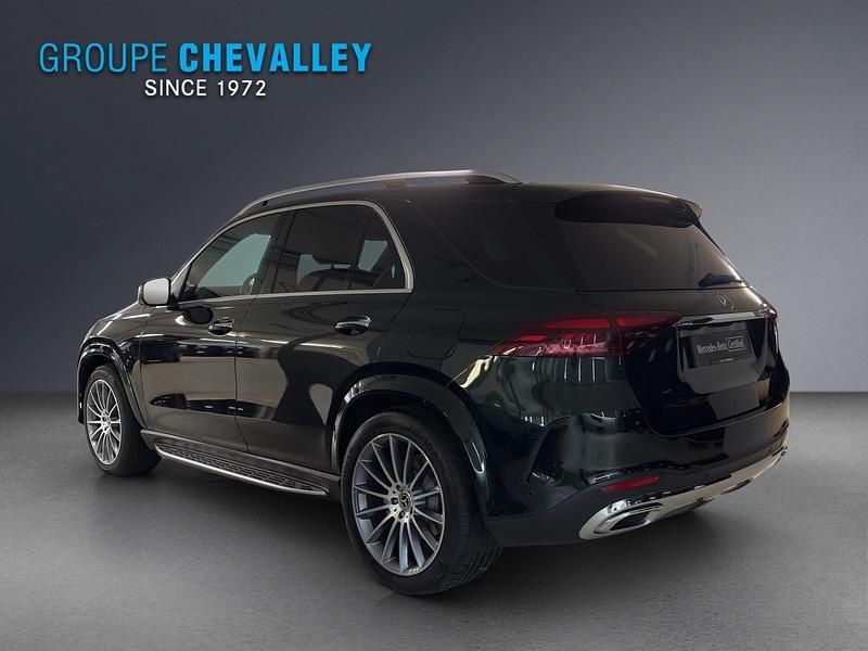 Gebraucht Mercedes GLE400 252 PS (185 kW) 2025 Grün SUV