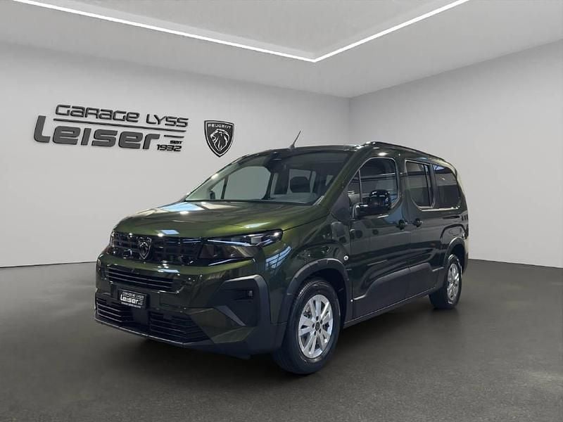 Neu Peugeot Rifter Allure 131 PS (96 kW) 2025 Van / Kleinbus