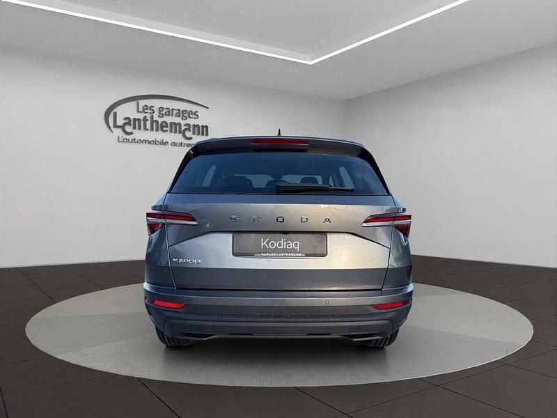 Neu Skoda Karoq Dynamic 150 PS (110 kW) 2026 SUV