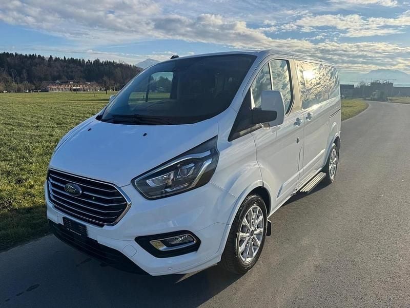 Gebraucht Ford Tourneo Custom Titanium 185 PS (136 kW) 2021 Van