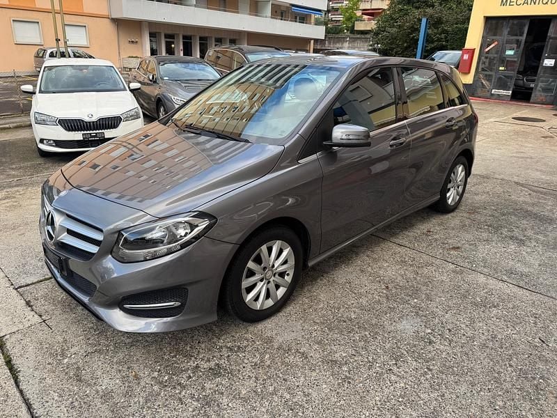 Gebraucht 2016 Mercedes B180 Style Van / Kleinbus | CHF 13’500 - Bild 1/4