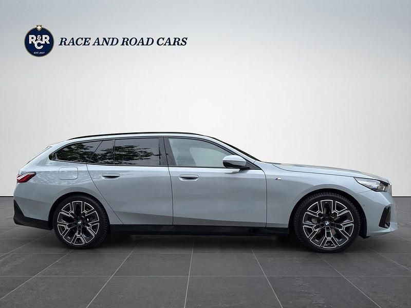 Gebraucht BMW 540 M Sport 303 PS (222 kW) 2024 Kombi