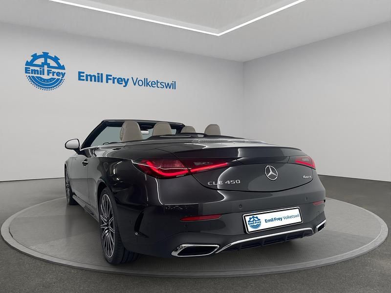 Neu Mercedes CLE450 AMG line 404 PS (297 kW) 2025 Grau Cabrio