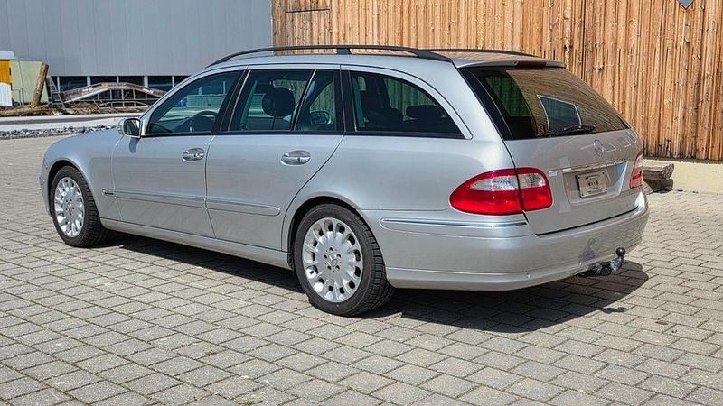 Gebraucht Mercedes E500 306 PS (225 kW) 2003 Kombi