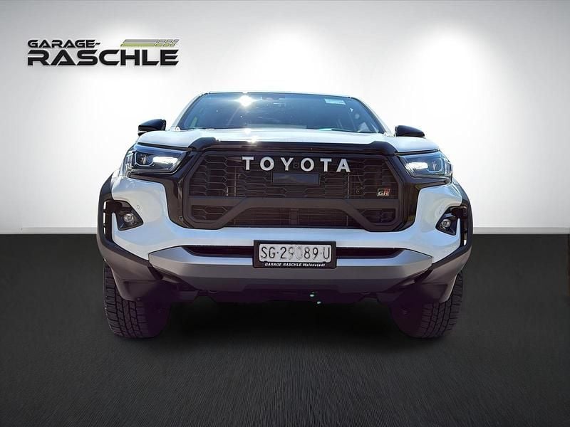 Neu Toyota HiLux Sport 230 PS (169 kW) 2026 Abholung