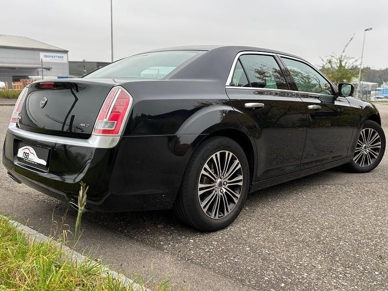 Gebraucht Lancia Thema 286 PS (210 kW) 2014 Limousine