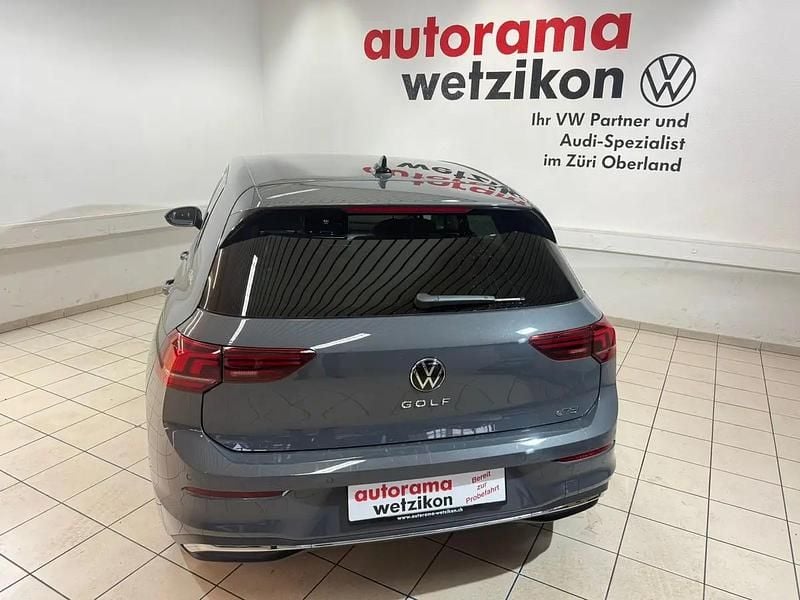 Gebraucht VW Golf VIII Life 150 PS (110 kW) 2025 Gray