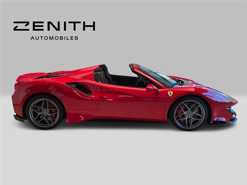 Gebraucht Ferrari 488 720 PS (529 kW) 2020 Rot Cabrio