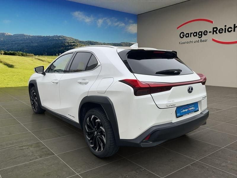 Gebraucht Lexus UX 300e 150 kW (204 PS) 2021 SUV