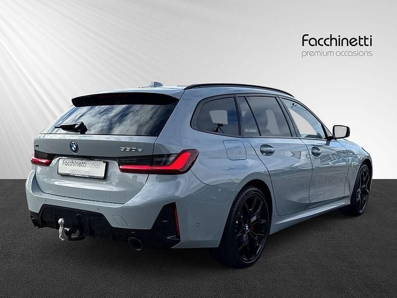 Gebraucht BMW 330e M Sport 292 PS (214 kW) 2025 Grau Kombi