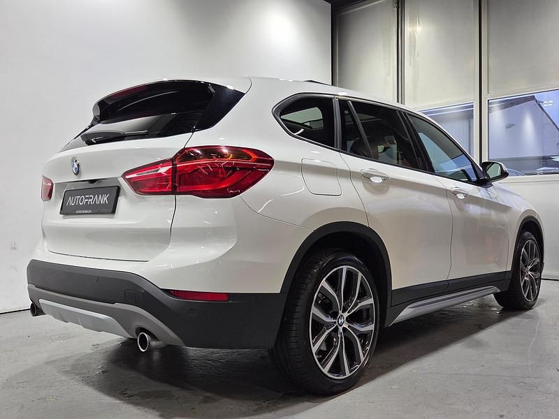 Gebraucht BMW X1 Sport Line 231 PS (169 kW) 2015 Weiss SUV