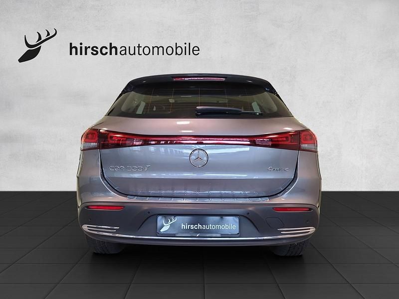Gebraucht Mercedes EQA300 168 kW (229 PS) 2021 Grau SUV