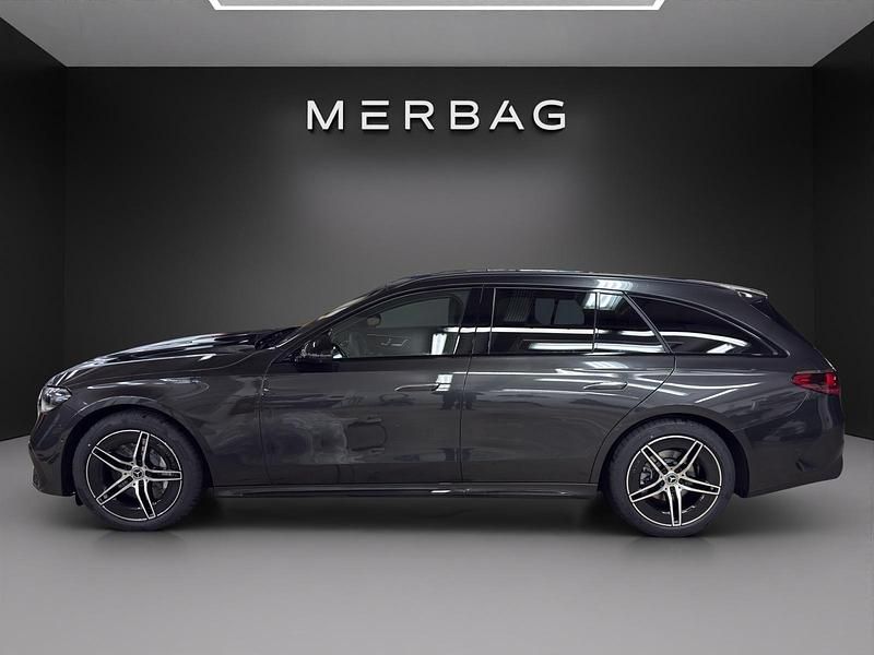 Neu Mercedes E220 197 PS (144 kW) 2026 Grau Kombi
