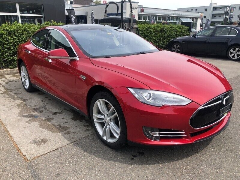 Gebraucht 2015 Tesla Model S Kleinwagen | CHF 18’900 (Guter Preis) - Bild 1/4