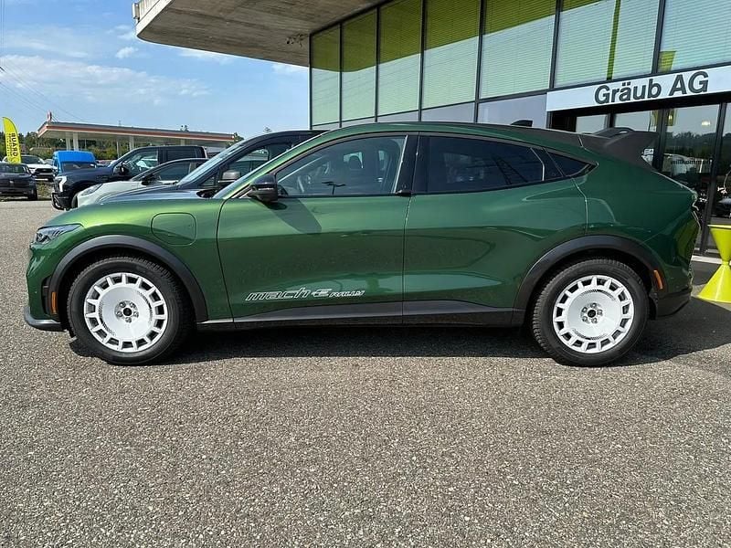 Neu Ford Mustang Mach-E GT 358 kW (487 PS) 2025 Grün SUV