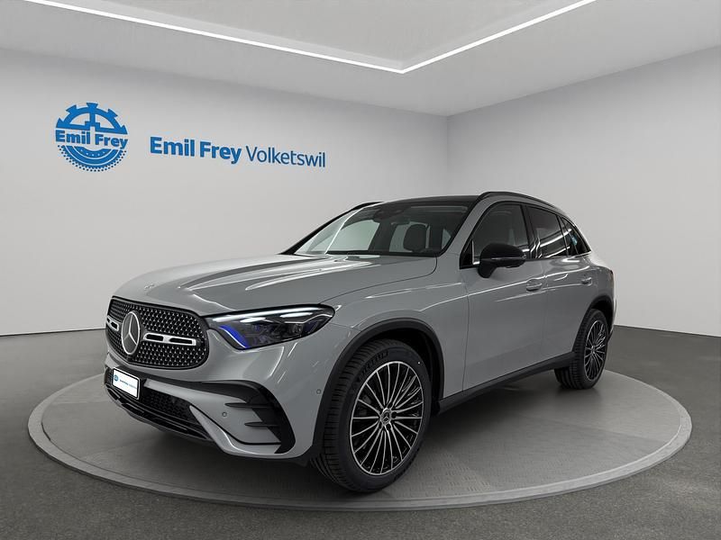 Grau Neu 2025 Mercedes GLC220 AMG line SUV | CHF 89’400 - Bild 1/4