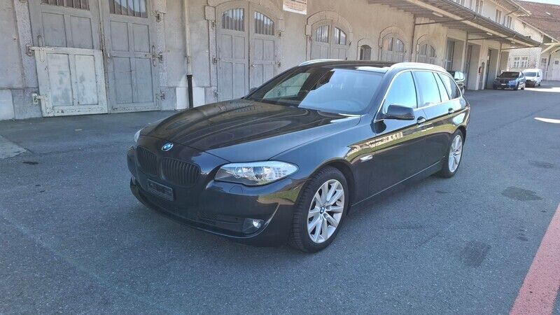 Gebraucht BMW 530 272 PS (200 kW) 2012 Kombi