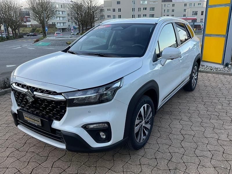 Gebraucht Suzuki SX4 S-Cross 116 PS (85 kW) 2024 Weiss SUV