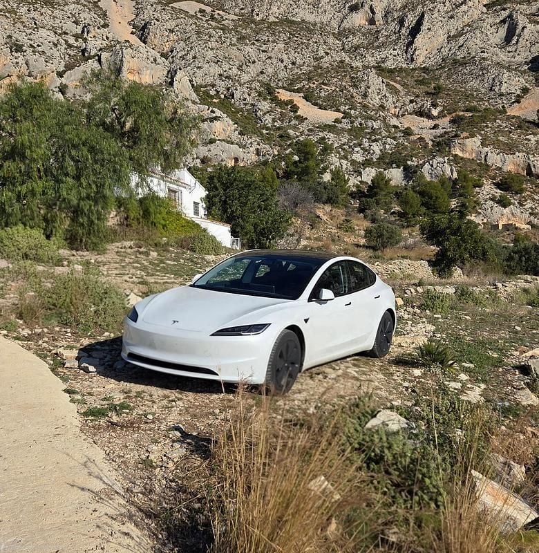 Gebraucht 2023 Tesla Model 3 Limousine | CHF 29’999 (Fairer Preis) - Bild 1/4