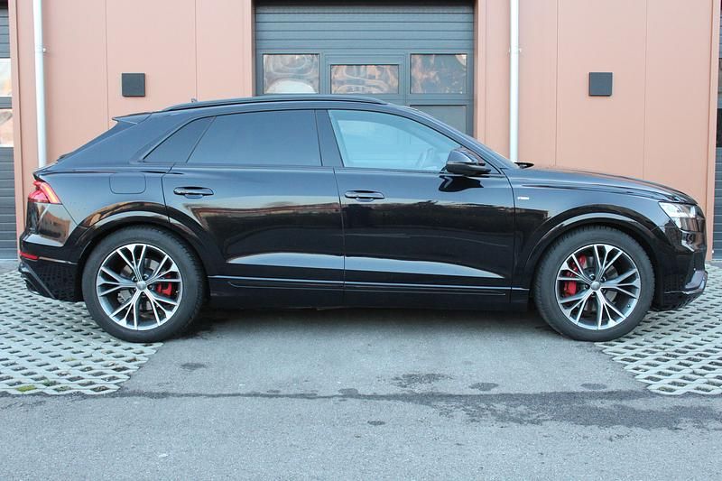 Gebraucht Audi Q8 S-Line 286 PS (210 kW) 2019 SUV