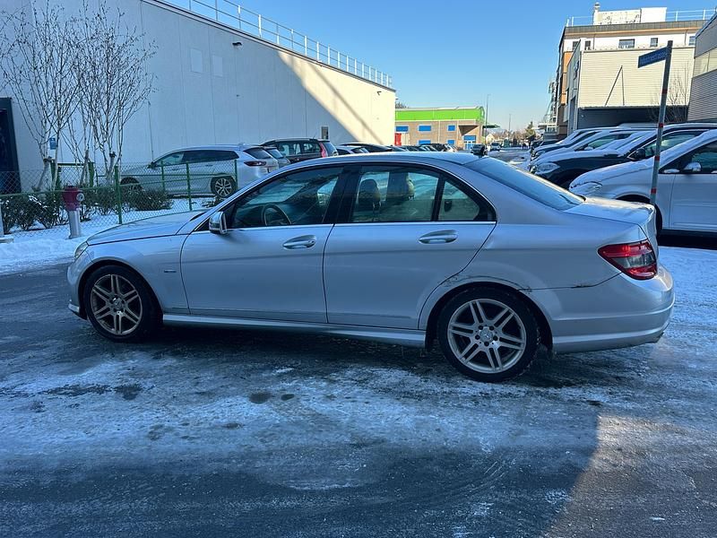 Gebraucht Mercedes C180 Avantgarde 156 PS (114 kW) 2009