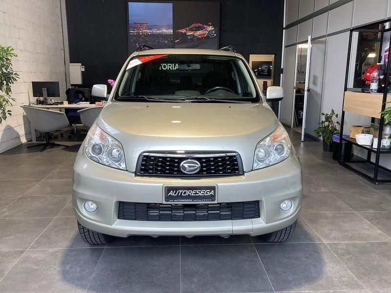 Gebraucht Daihatsu Terios 105 PS (77 kW) 2011 Beige SUV