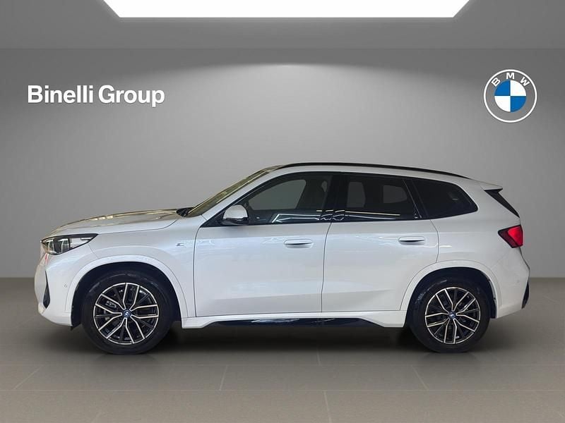 Gebraucht BMW iX1 Comfort Edition 225 kW (306 PS) 2023 Weiss SUV