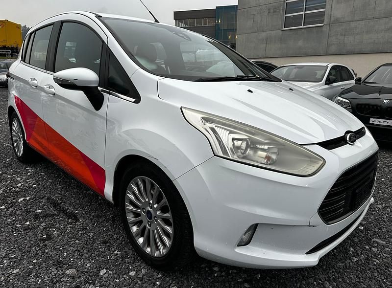 Gebraucht 2013 Ford B-MAX Titanium Van / Kleinbus | CHF 1’880 (Superpreis) - Bild 1/4
