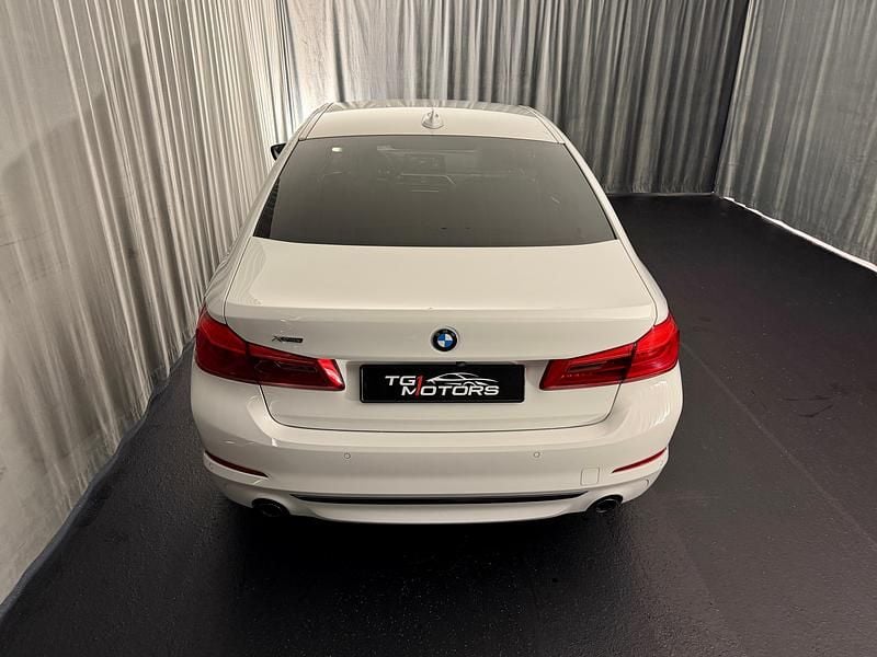 Gebraucht BMW 520 Sport Line 190 PS (139 kW) 2019