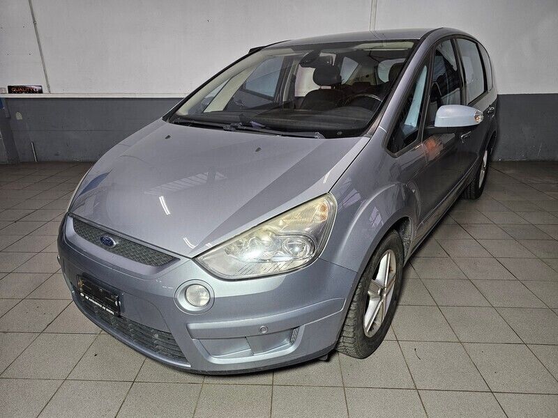 Gebraucht Ford S-MAX S 145 PS (106 kW) 2008 Van / Kleinbus