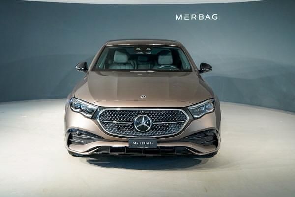 Gebraucht Mercedes E200 204 PS (150 kW) 2024