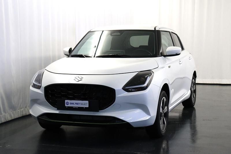 Gebraucht Suzuki Swift 82 PS (60 kW) 2025 Weiss Limousine