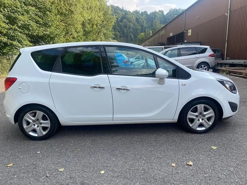 Gebraucht Opel Meriva Enjoy 100 PS (73 kW) 2011 Van / Kleinbus