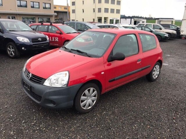 Verkauft Renault Clio 1.2 16V Expressi., gebraucht 2010, 167.000 km in ...