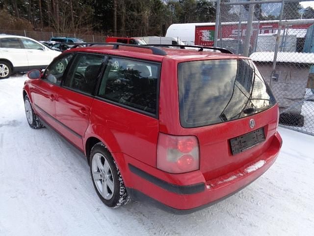 Gebraucht VW Passat Comfortline 101 PS (74 kW) 2004 Kombi