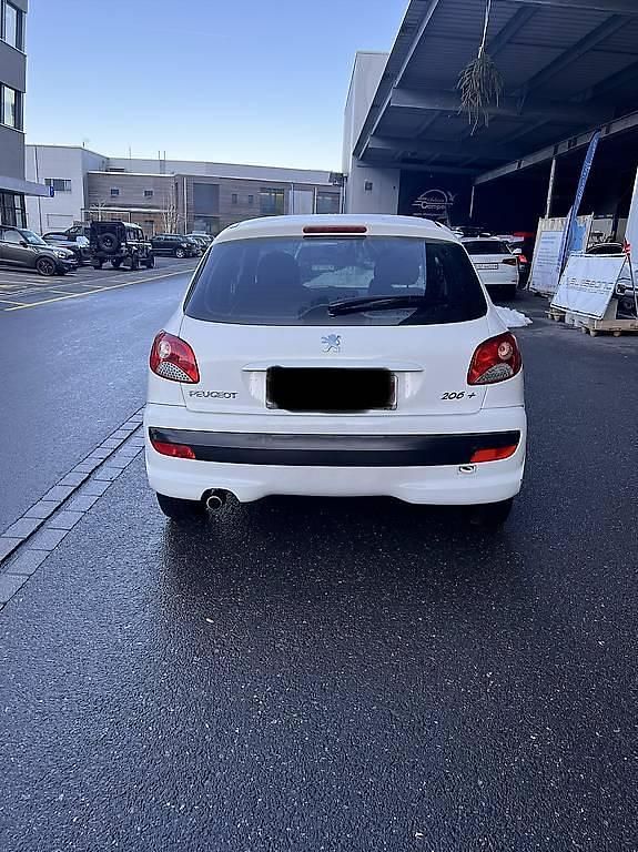 Gebraucht Peugeot 206+ 75 PS (55 kW) 2011 Kleinwagen