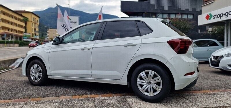 Gebraucht VW Polo Basis 95 PS (69 kW) 2023 Weiss Limousine